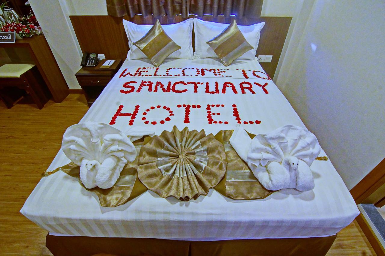 Sanctuary Hotel Mandalay Exteriör bild